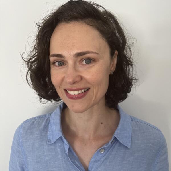 Headshot image of Dr Joanna Ciolpan
